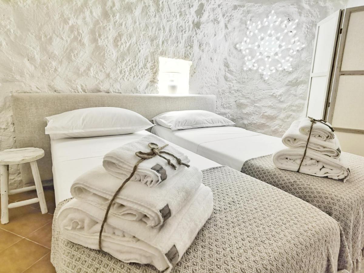Trullo Seaside Polignano Villa โปลีญาโนอามาเร ภายนอก รูปภาพ